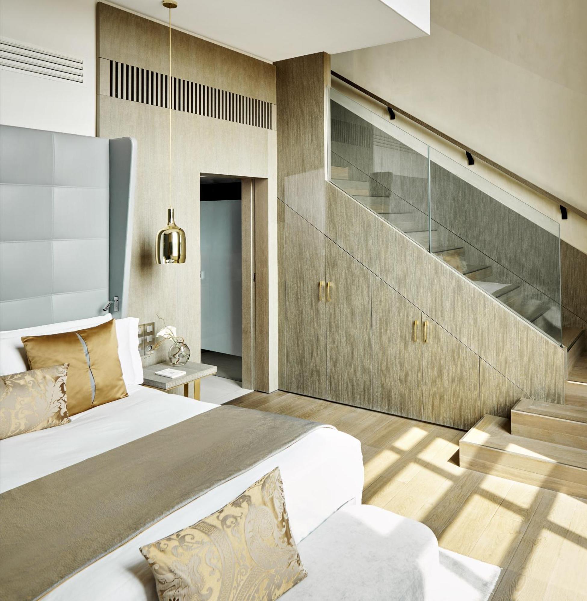 Suite Dúplex con vistas al río - Cama extragrande