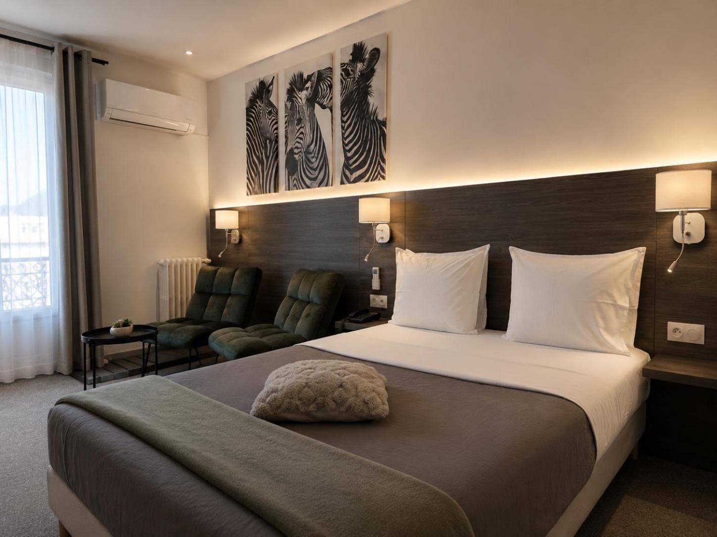 Deluxe Double Room Bath