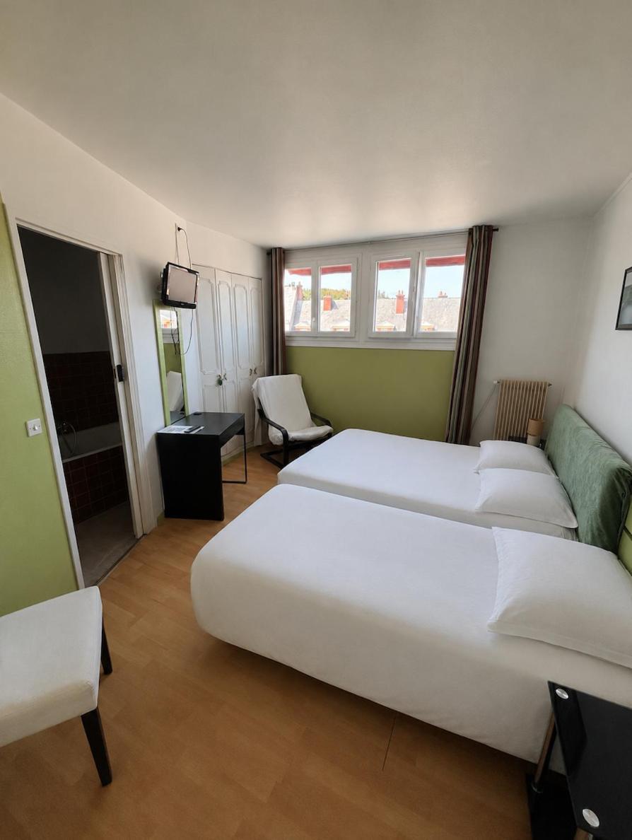 Triple Room Balcony