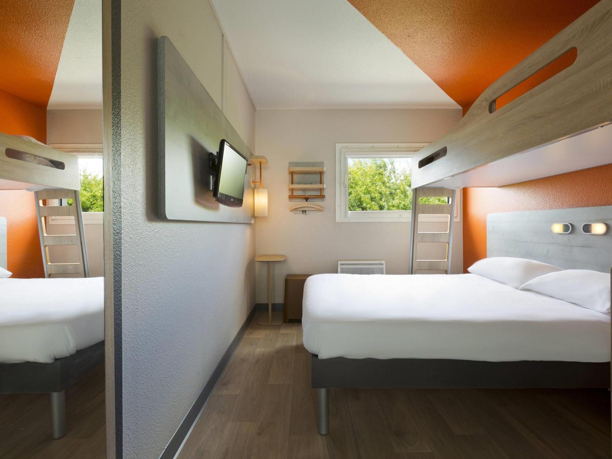 Classic Double Room Single Bunk Bed
