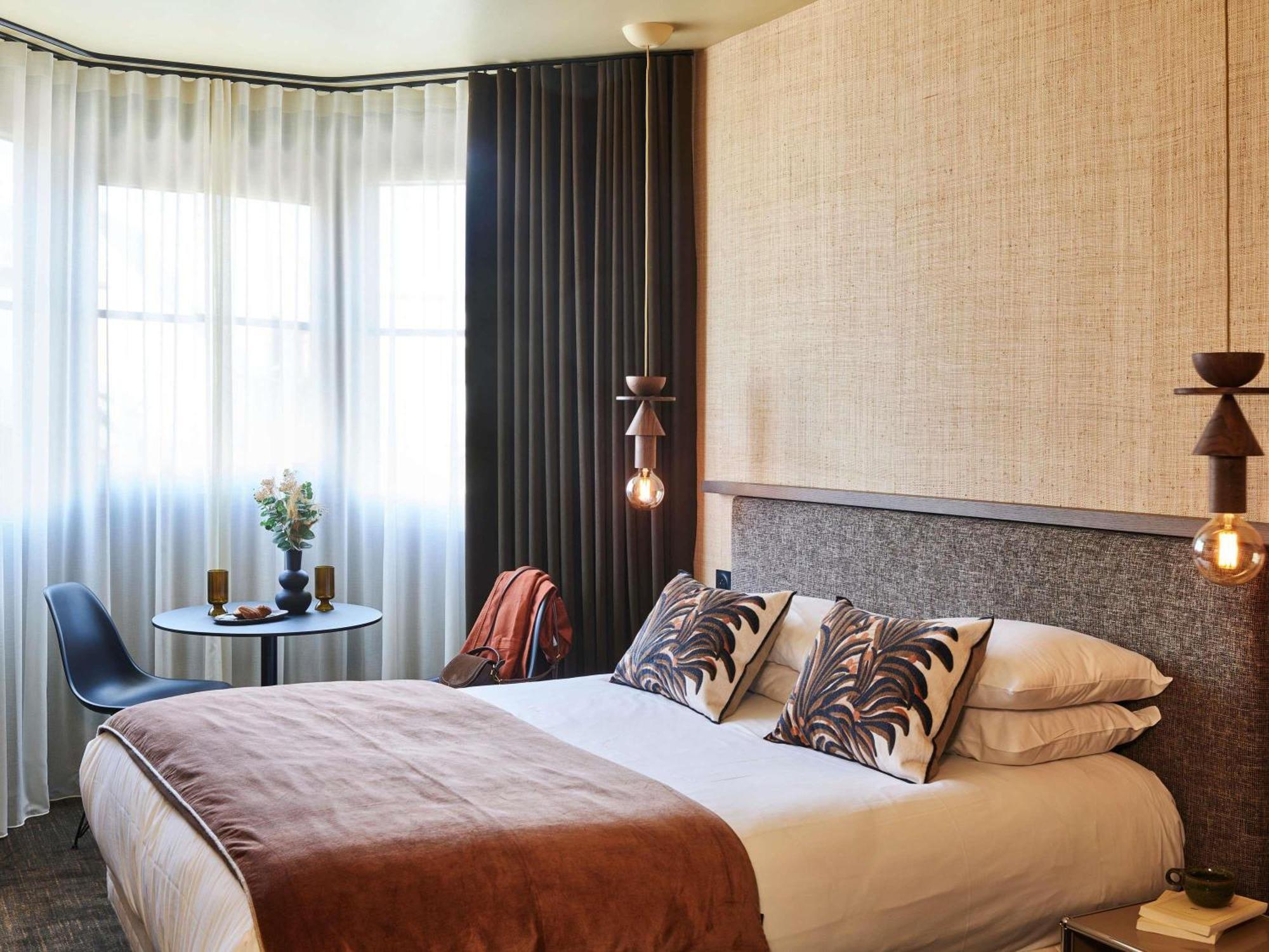Classic Double Room Side Sea View