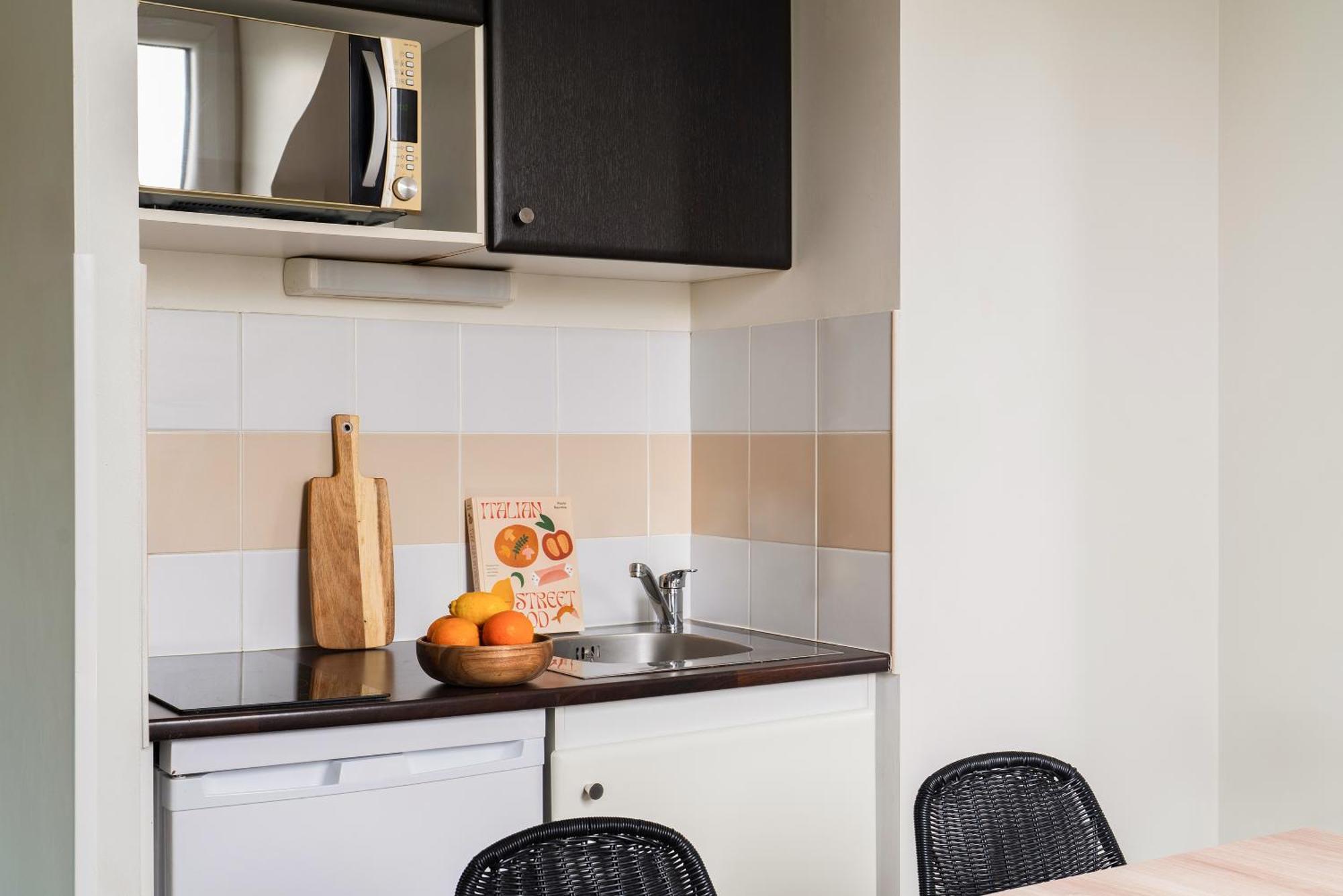 Studio Apartment