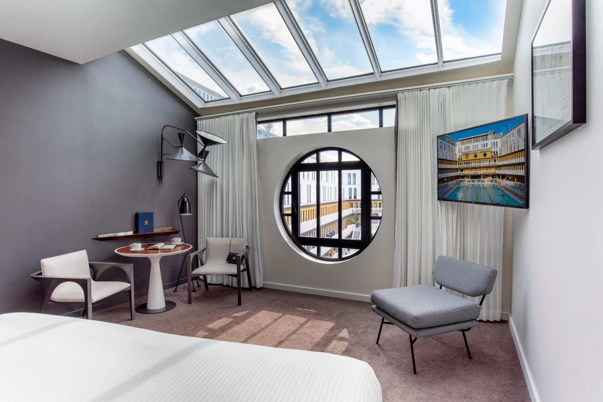 Hublot Executive King Room Pool View
