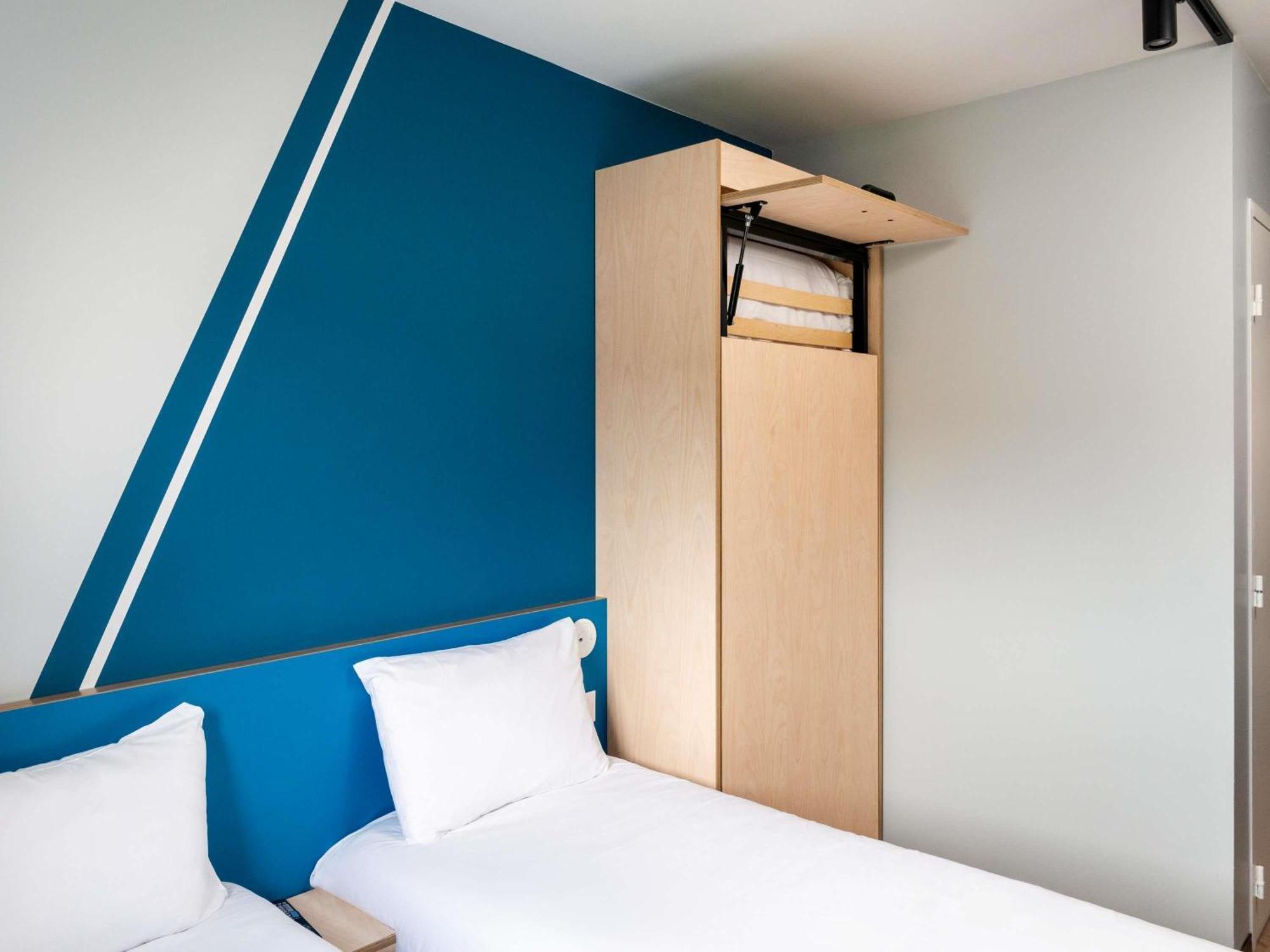 Double Room Folding Bed