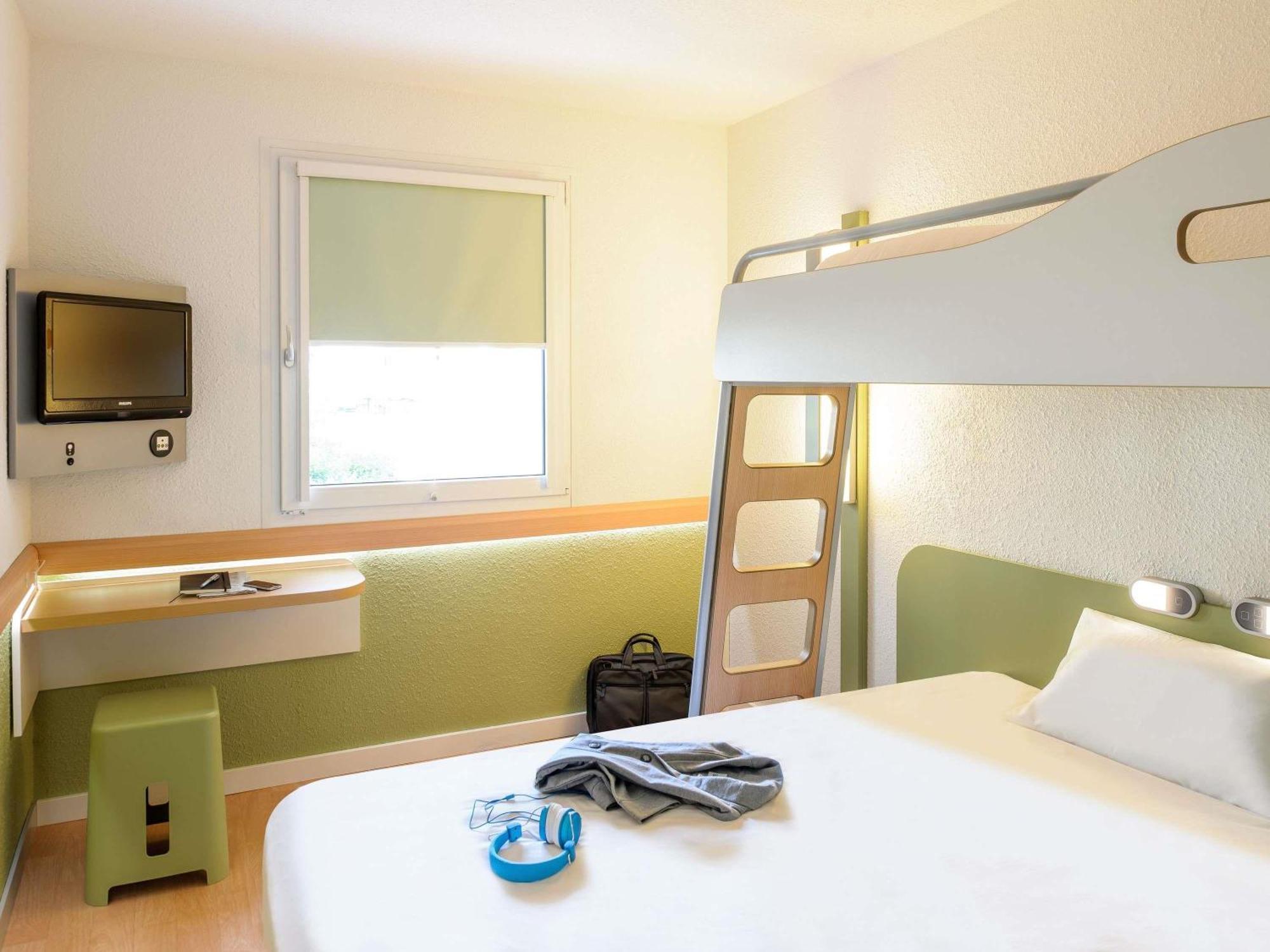 Triple Room Two Single Beds One Bunk Bed