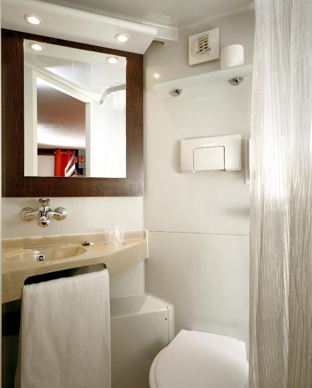 Triple Room 1 Double Bed 1 Single Bed