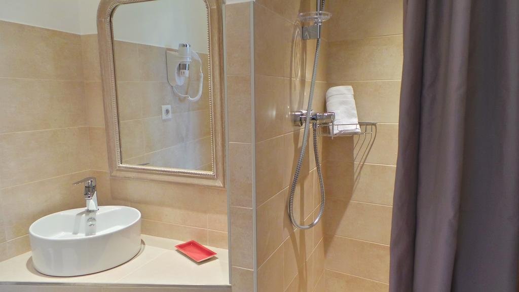 Standard Double Room,744406180:JPEG