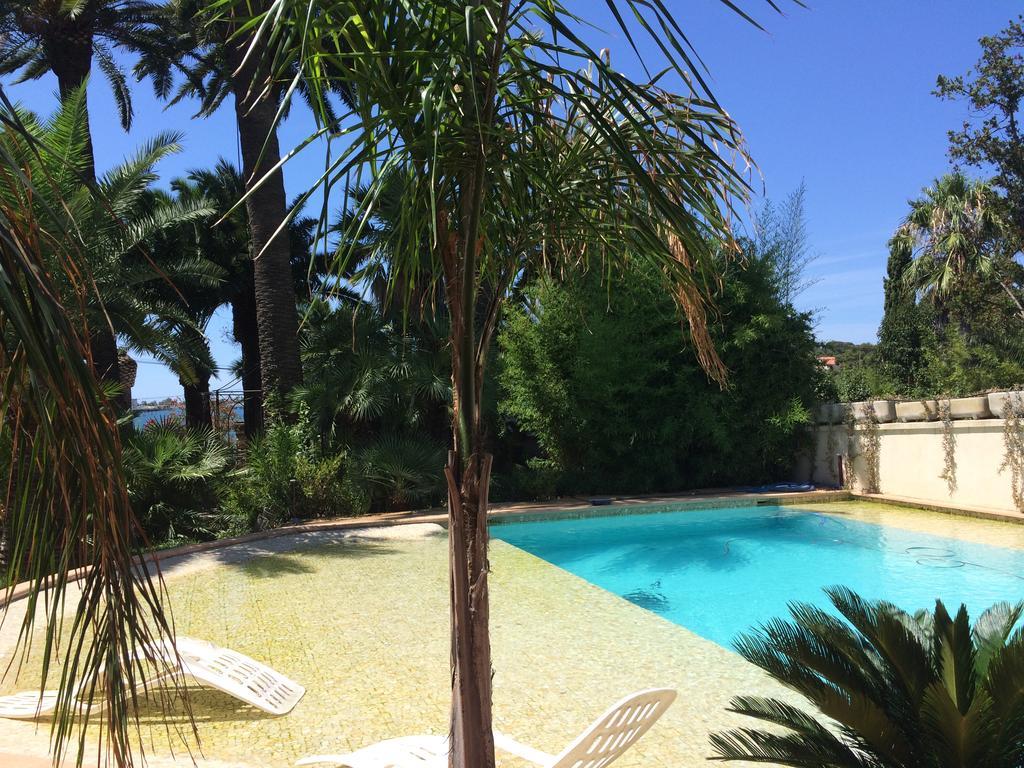 Double Room with Pool View,216374885:JPEG