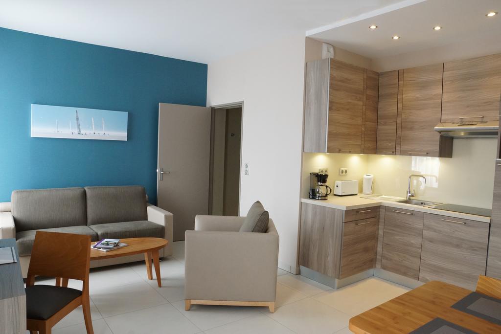 One-Bedroom Apartment,228371837:JPEG