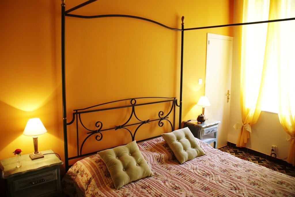 Double Room Private External Bathroom