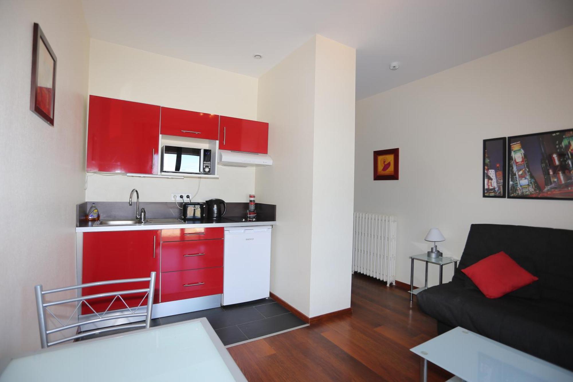 One-Bedroom Apartment Terrace Sea View