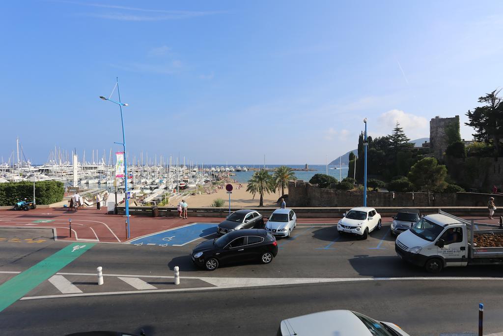 One-Bedroom Apartment Terrace Sea View