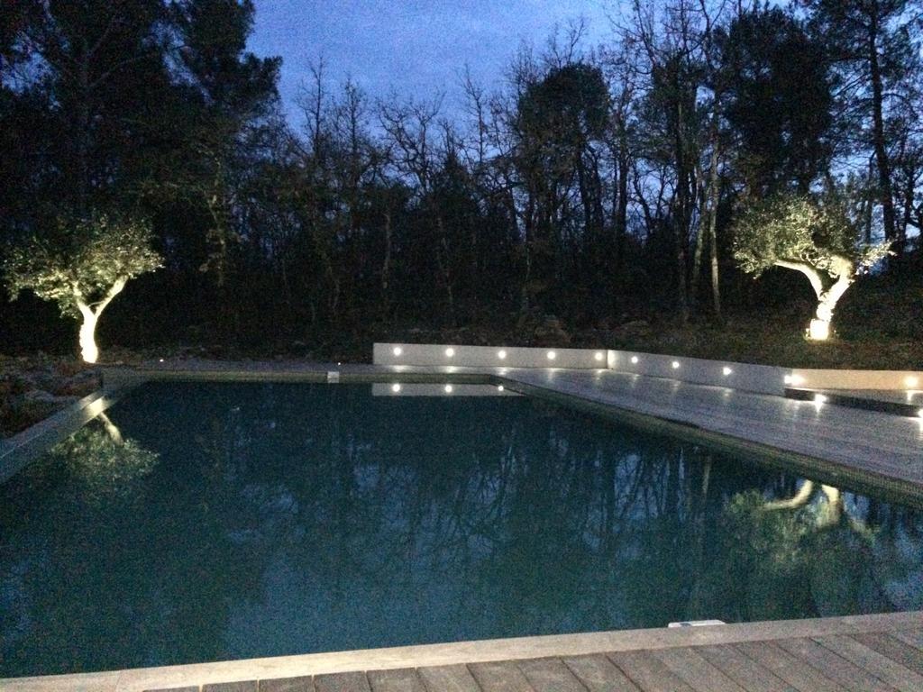 Studio Pool View