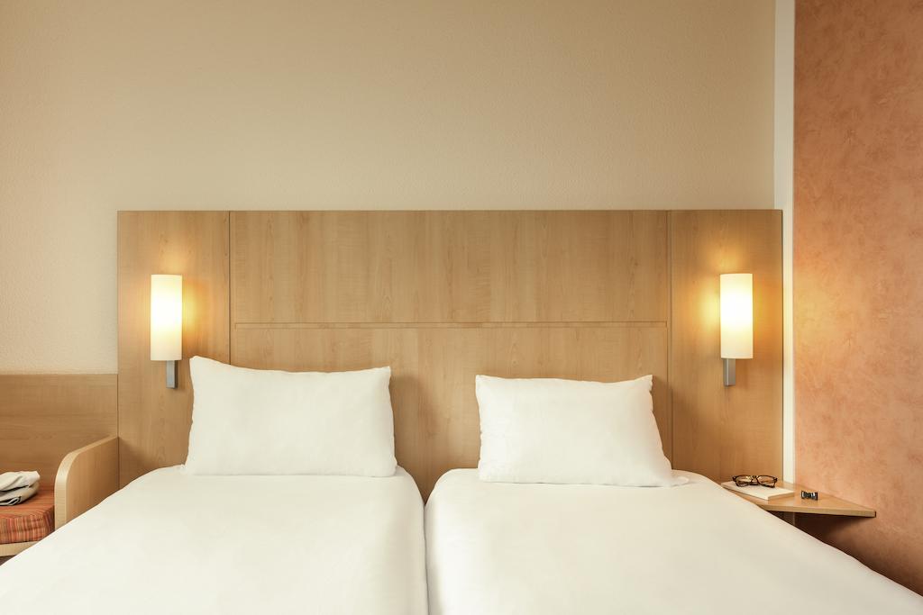 Zweibettzimmer