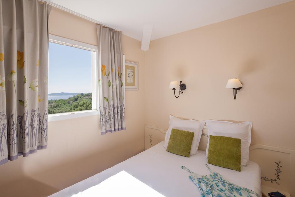 One-Bedroom Apartment with Sleeping Alcove, Air Conditioning and Terrace or Balcony (6 People) - Sea view