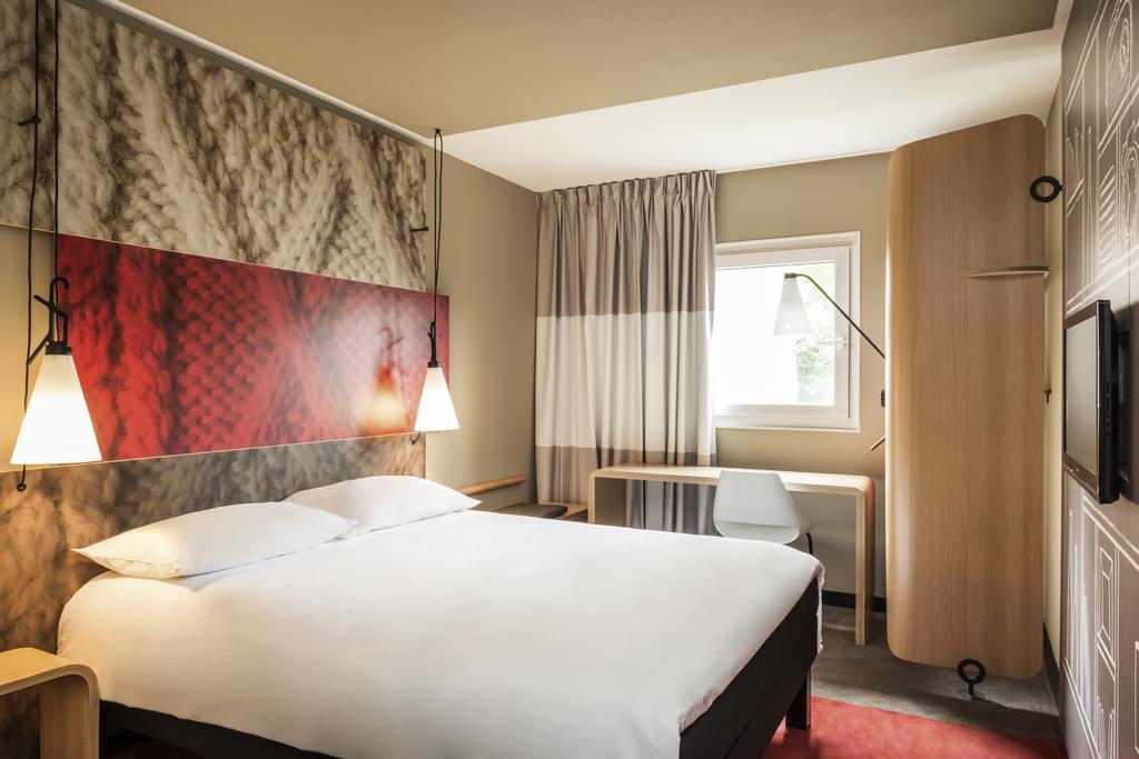 Standard Double Room,1765201106:JPEG