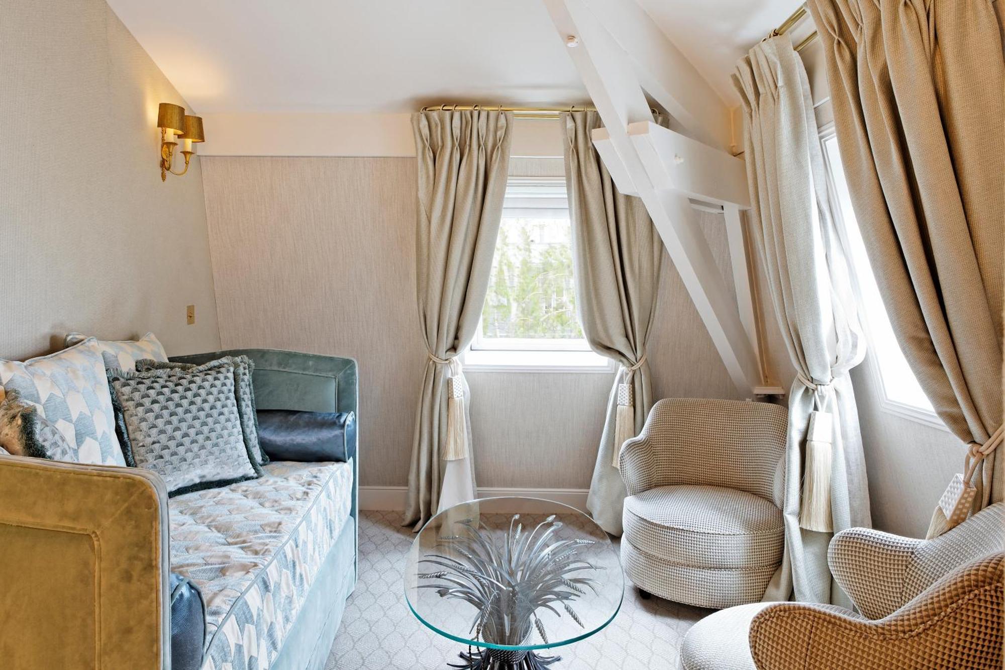 Deluxe Junior Suite