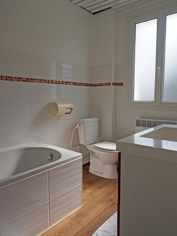 Double Room with Private Bathroom,632279118:JPEG