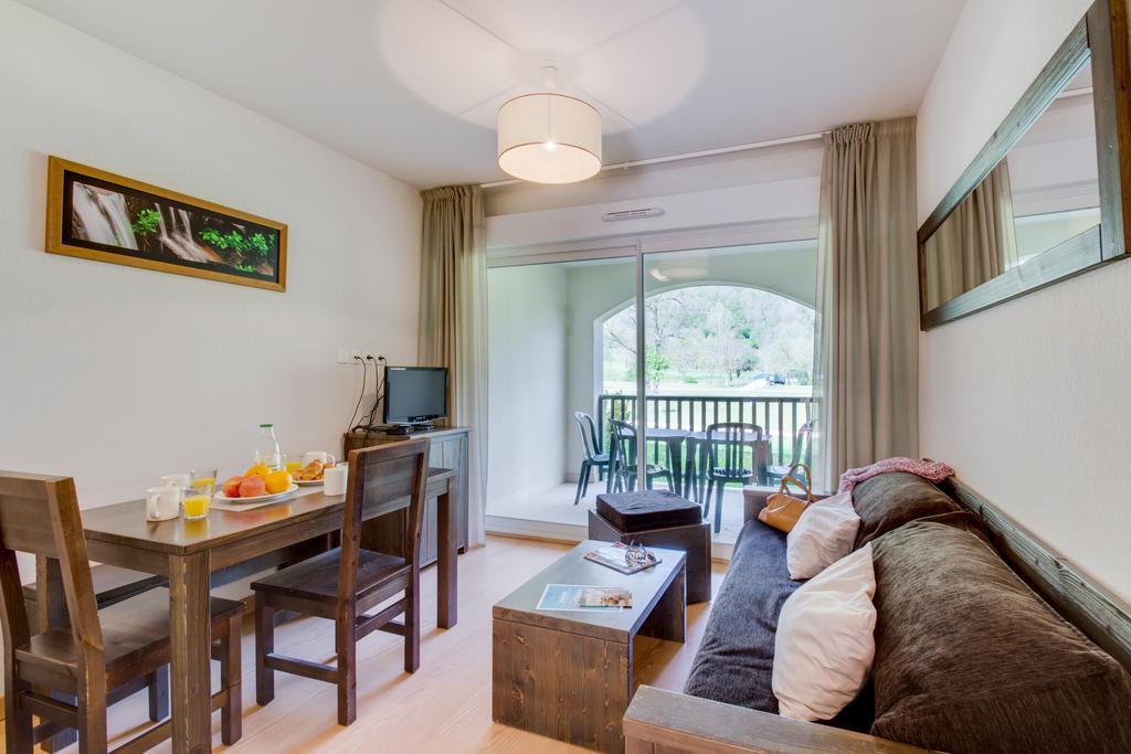 Estudio para 4 personas con zona de dormitorio