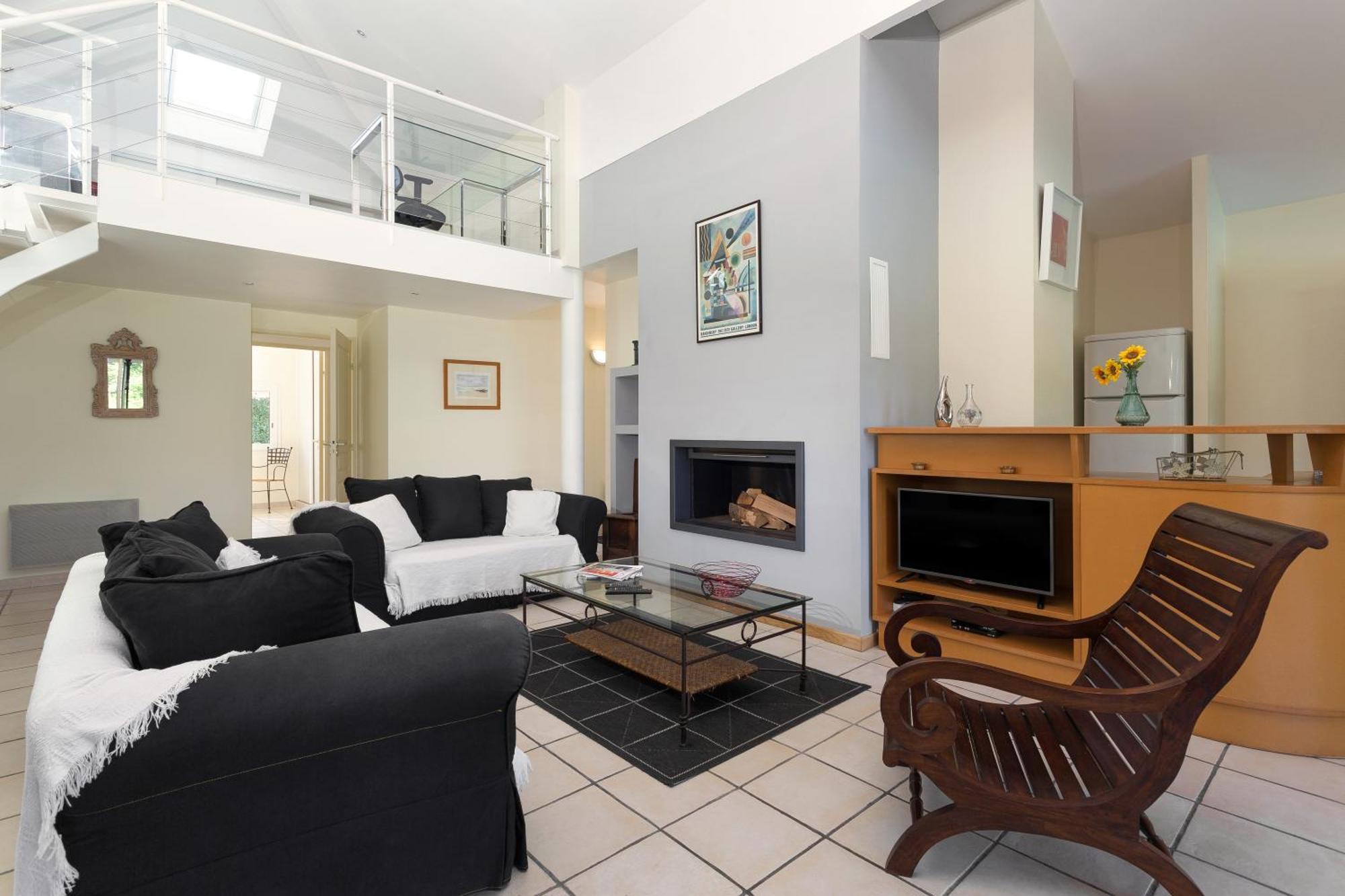 Villa with Private Pool,403916748:JPEG