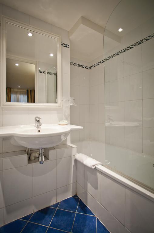 Two Adjacent Double Room,417271779:JPEG