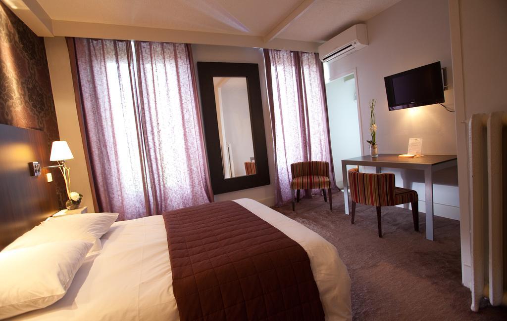 Triple Room,1666678574:JPEG