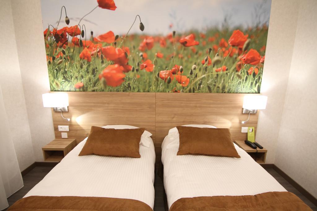 Double or Twin Room Balcony