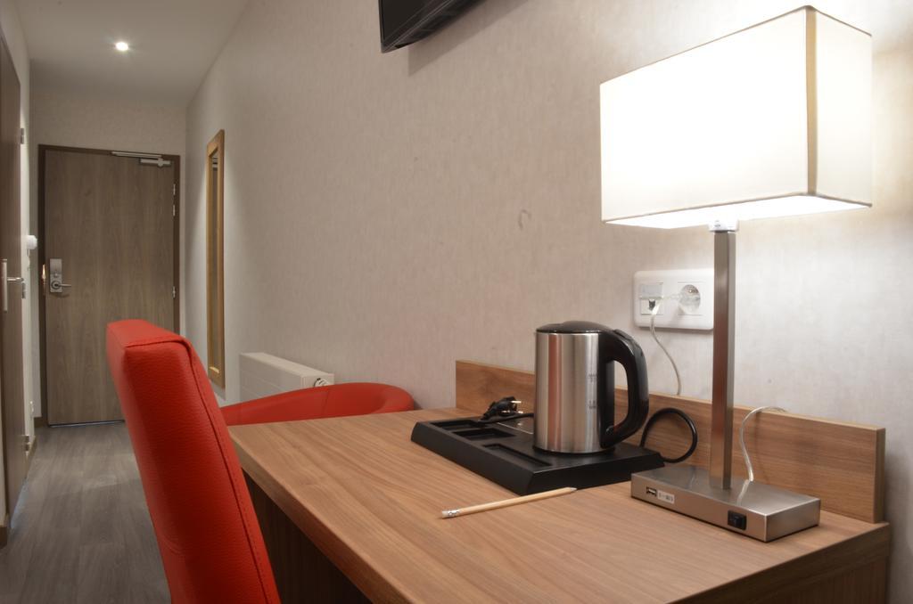 Double or Twin Room Balcony