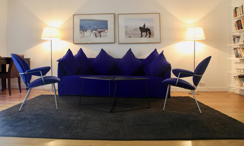 Deluxe One-Bedroom Apartment 54m2