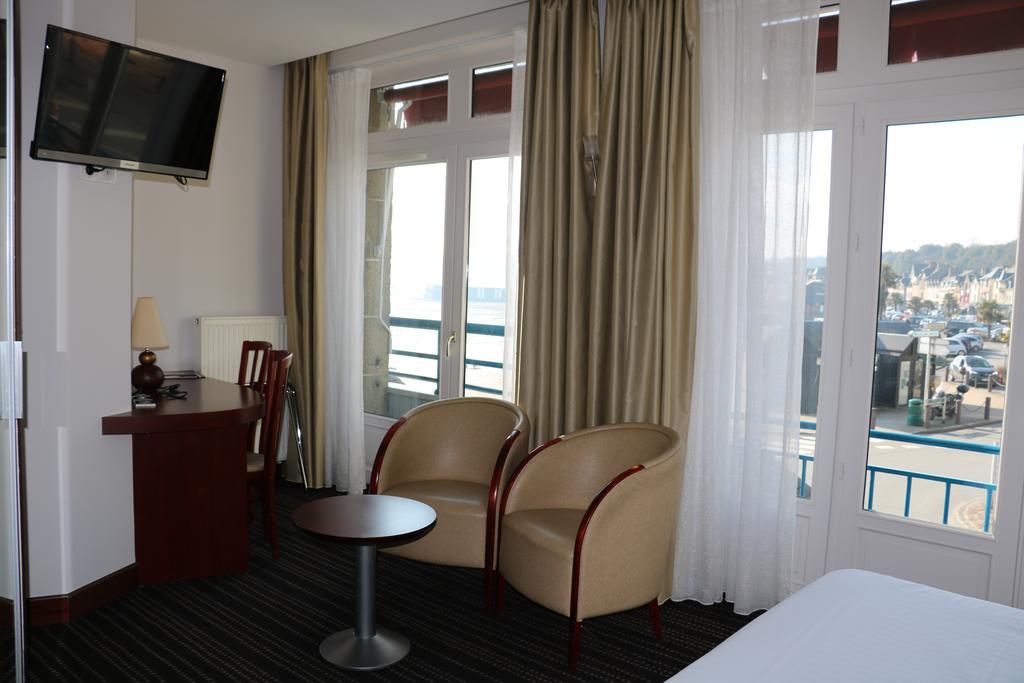 Standard Double Room Sea or Harbor View