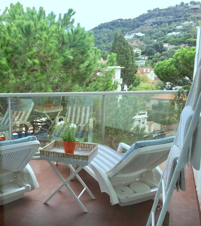 Apartment with Balcony,446569413:JPEG