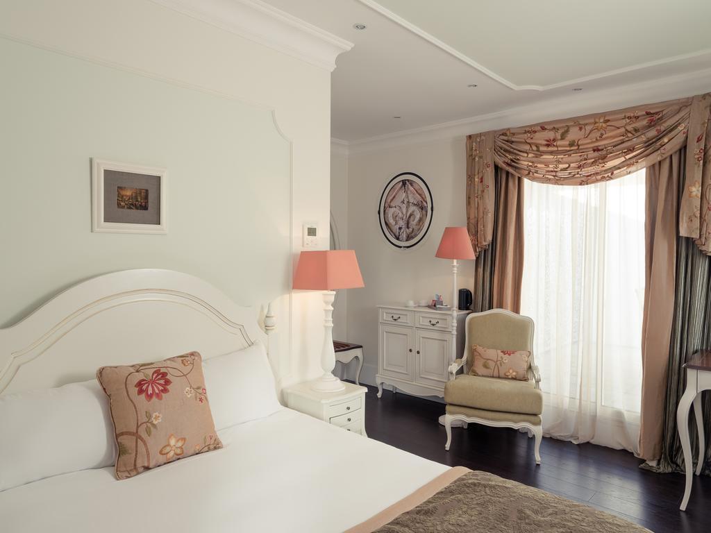 Classic Â Double Room with City View,563500017:JPEG