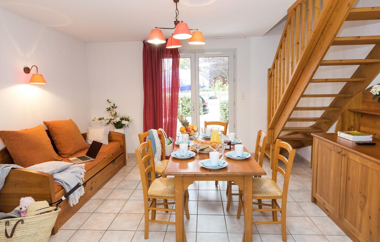 2 Room Apartment Cabine 4 or