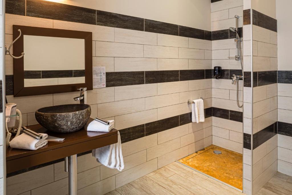 Triple Room,60555151:JPEG