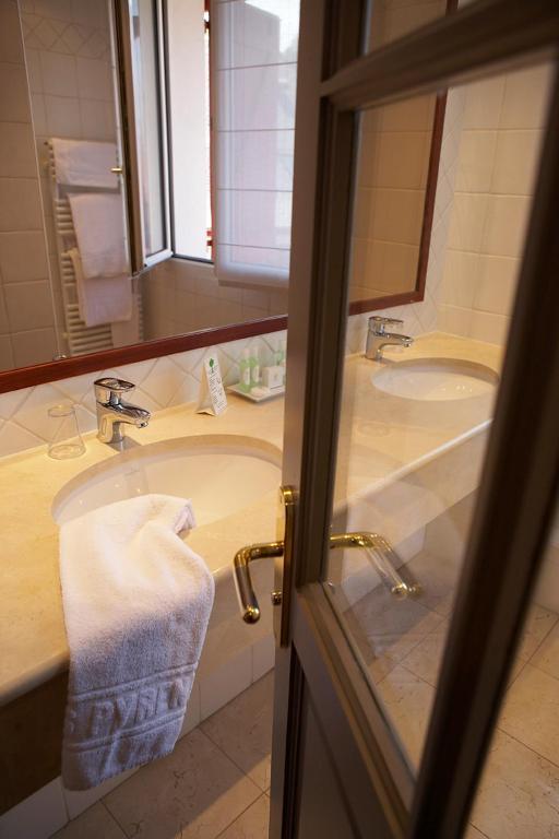 Superior Double Room,63455743:JPEG