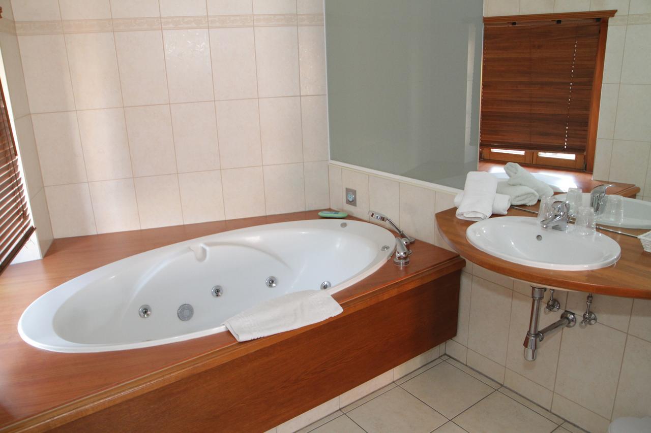 Double Room Spa Bath