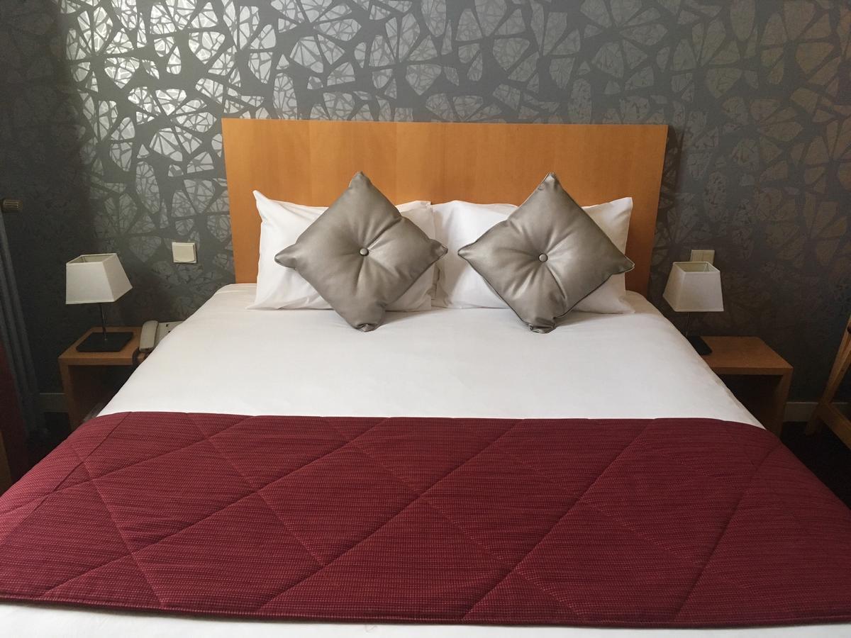 Superior Queen Room