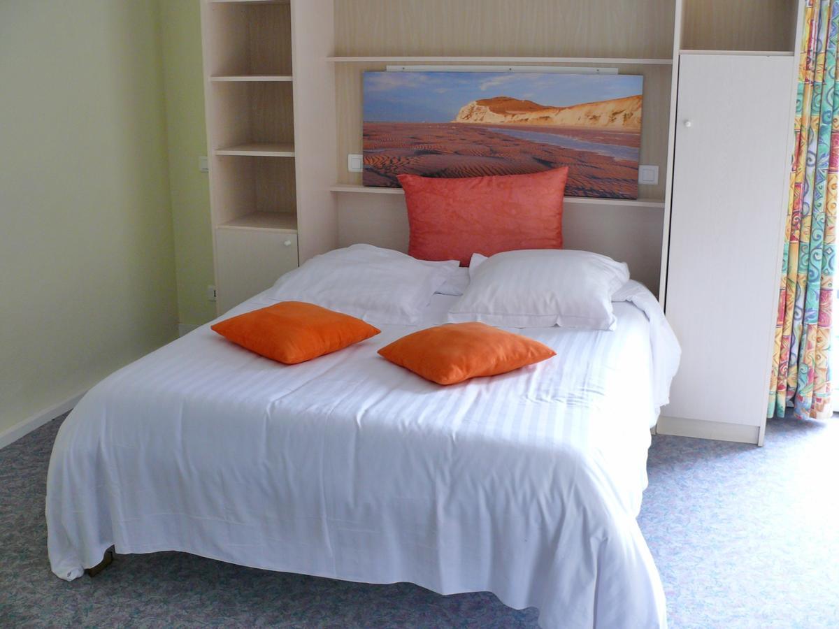 Double Room Street View