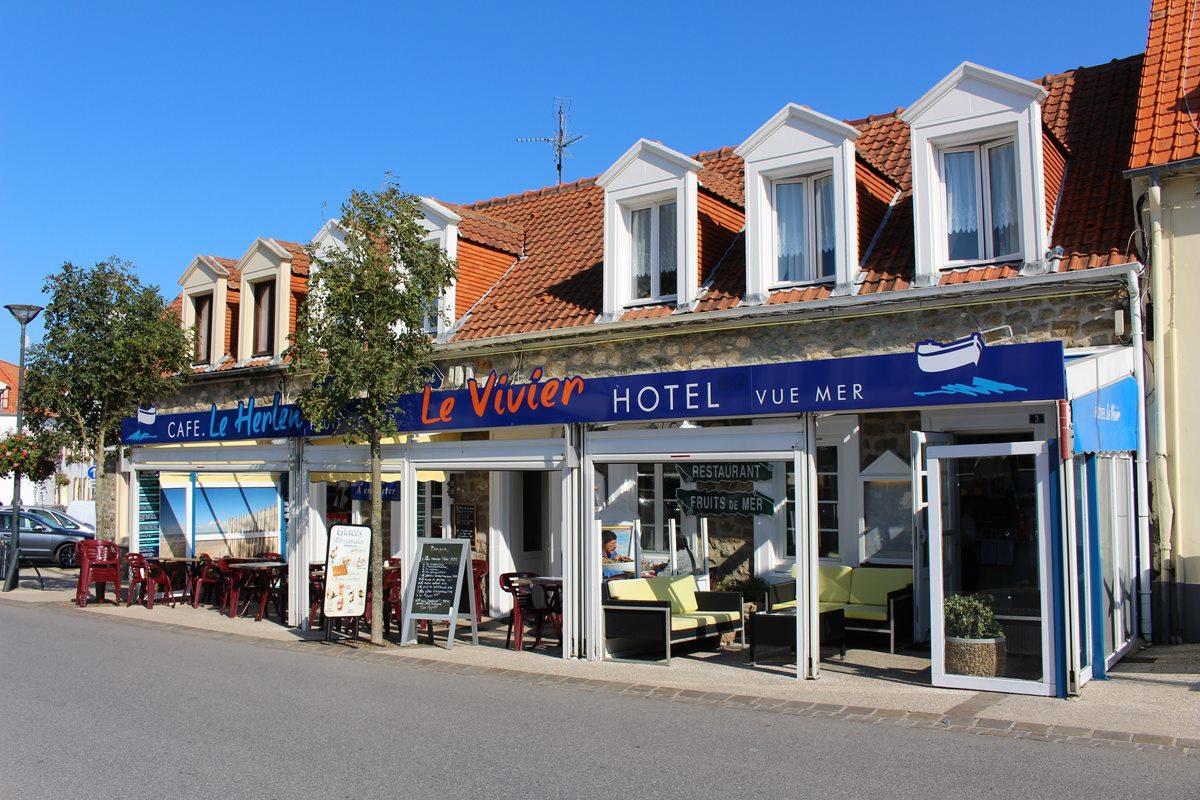 Double Room Street View