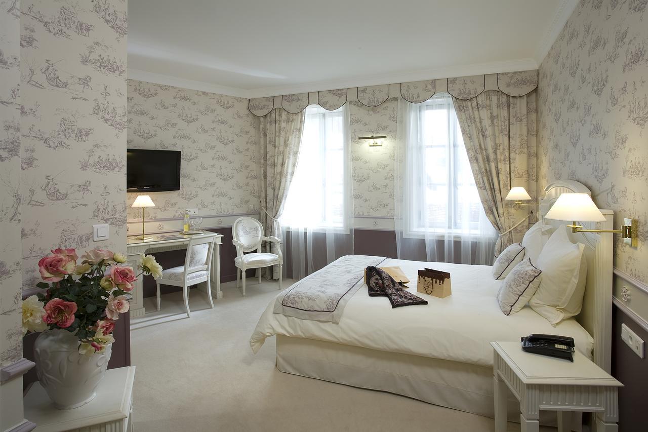 Standard Twin or Double Room