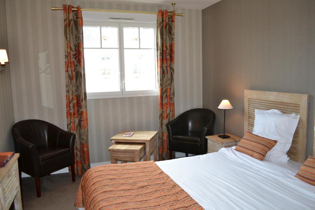 Standard Room with Street View,537720837:JPEG