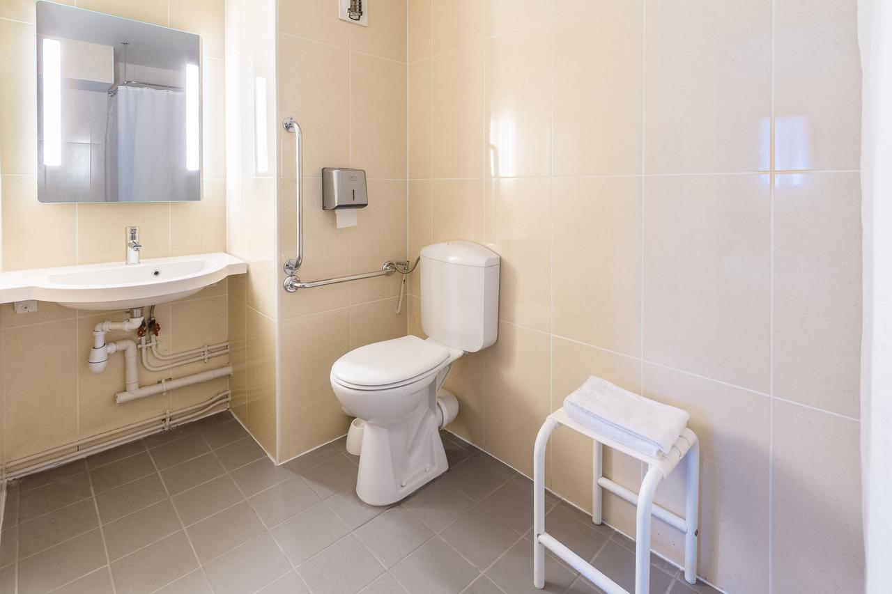 Double Room - Disability Access,727827229:JPEG