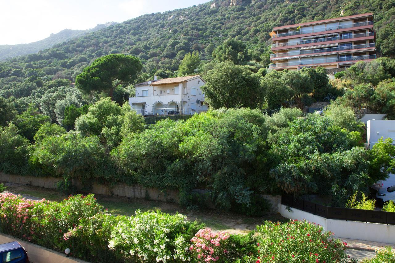 Small Standard Double Room Mountain Side 13m²