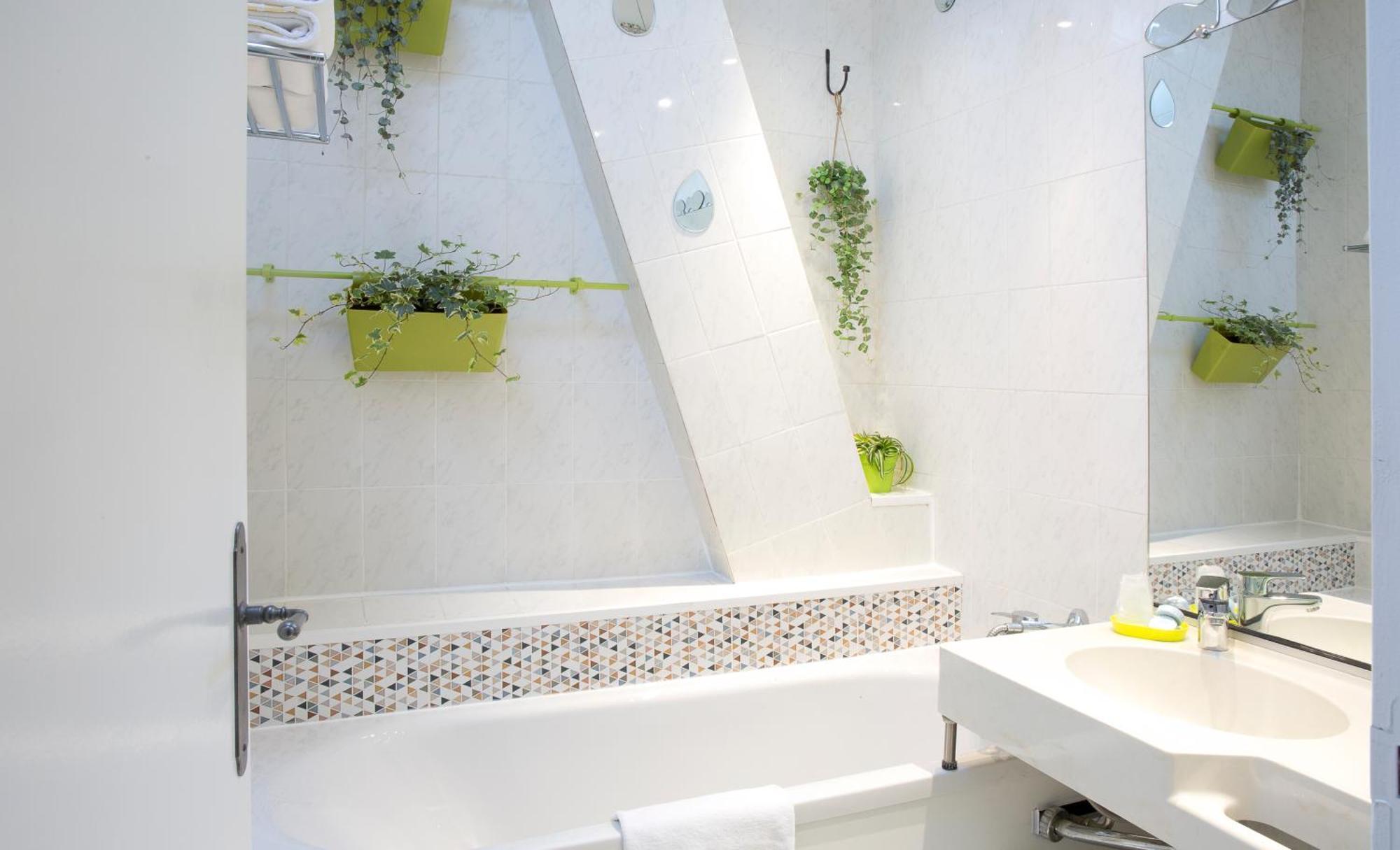 Family Room Bath