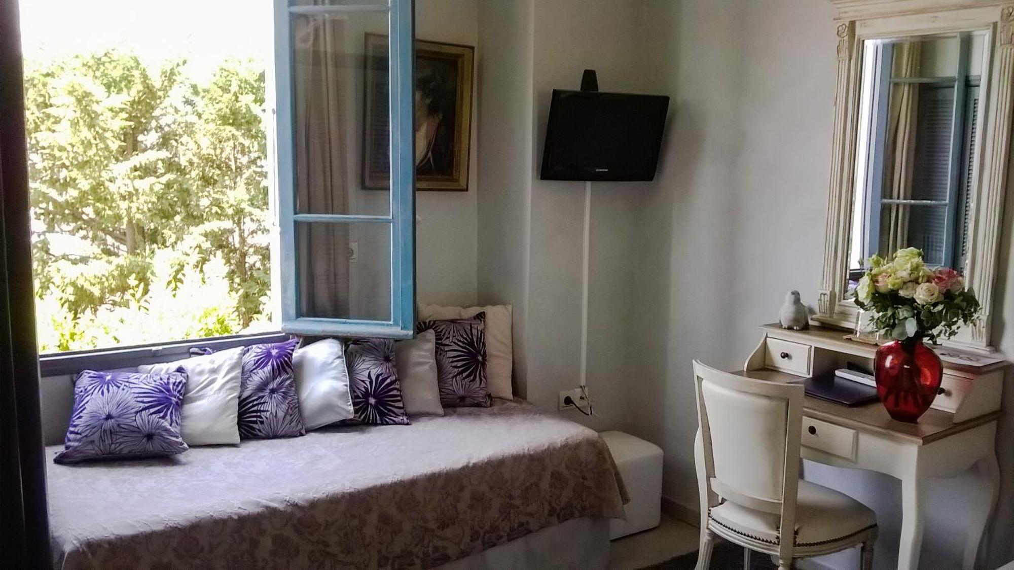 Triple Room with Terrace,691428081:JPEG