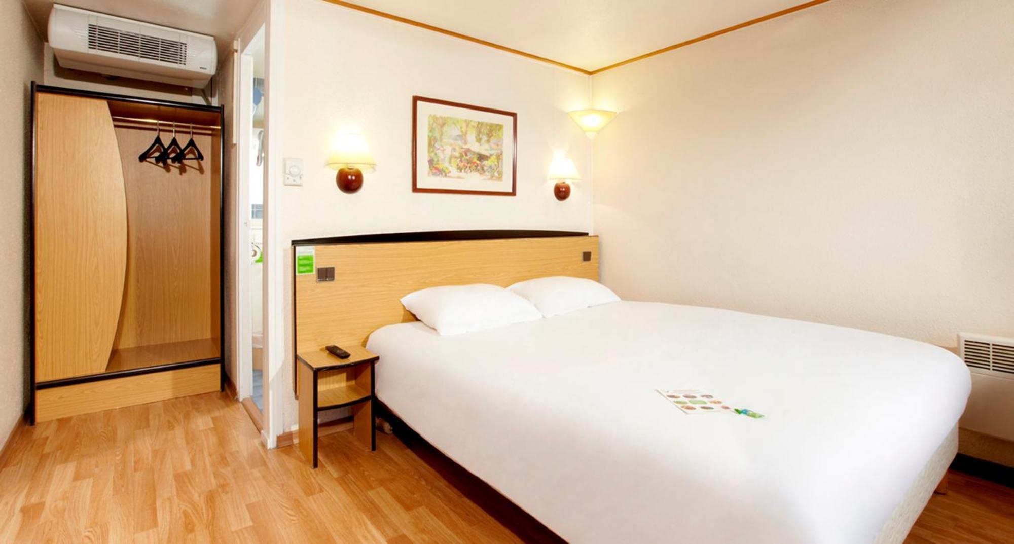 Triple Room 1 Double bed 1 Junior Bed