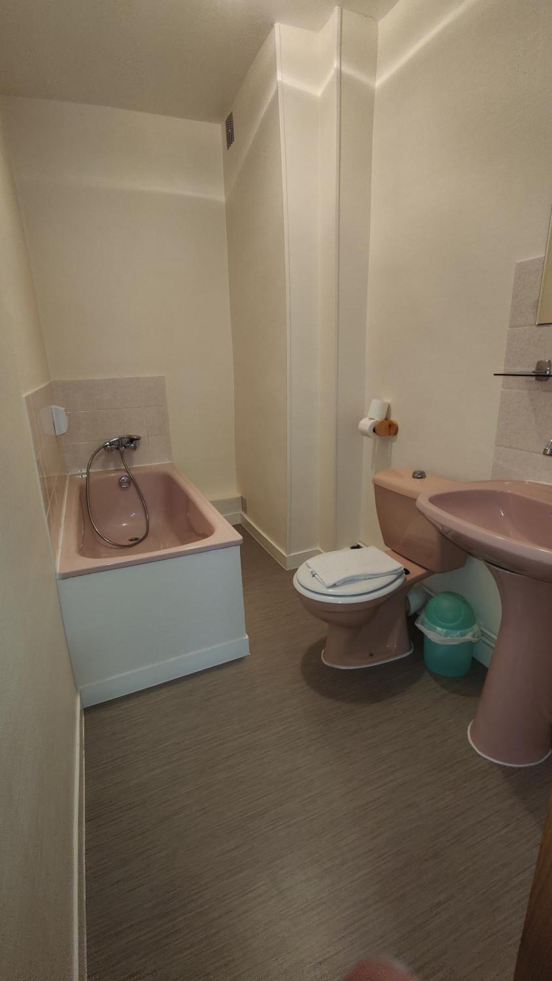 Habitación Doble Deluxe (2 adultos + 1 niño)