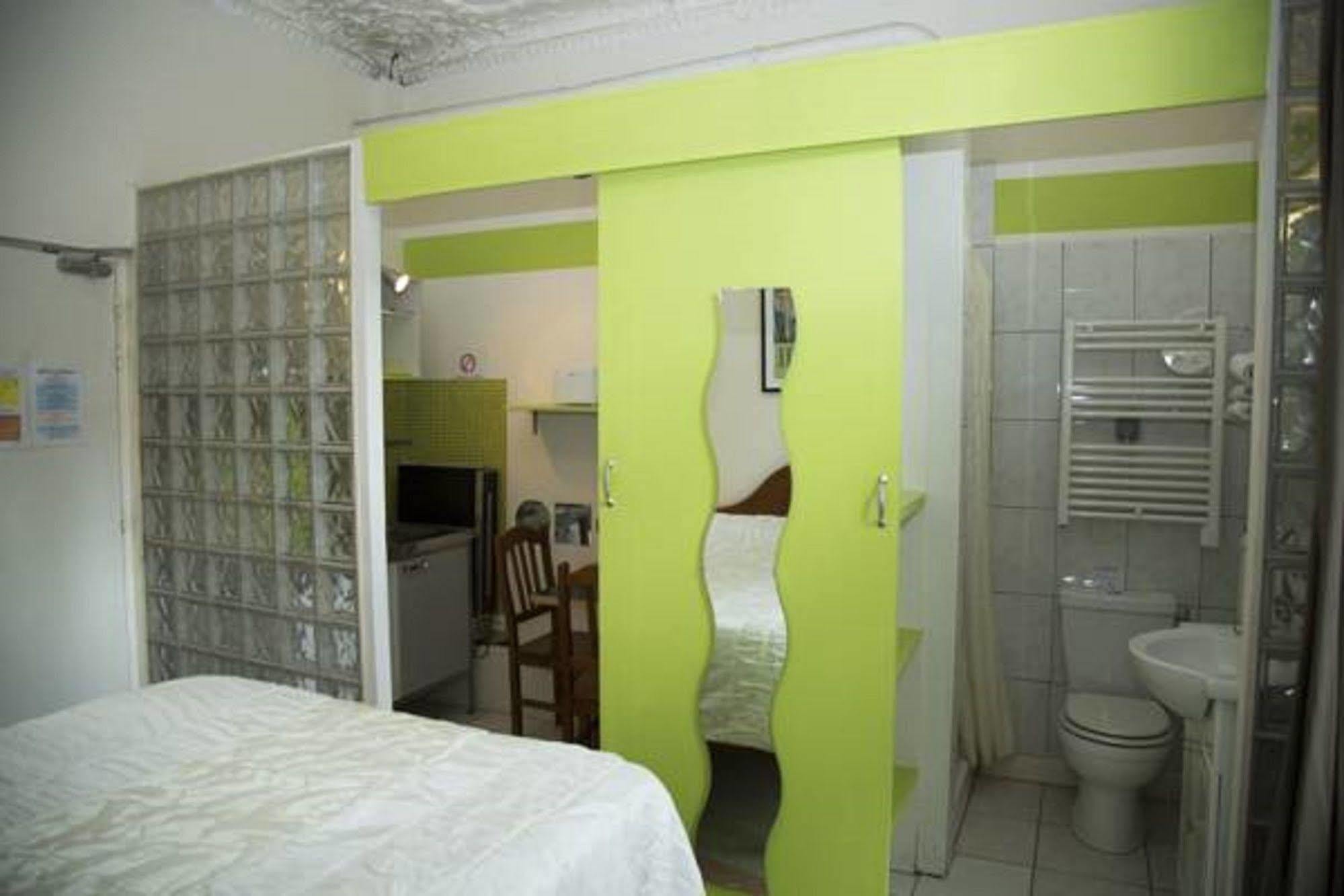 Superior Studio