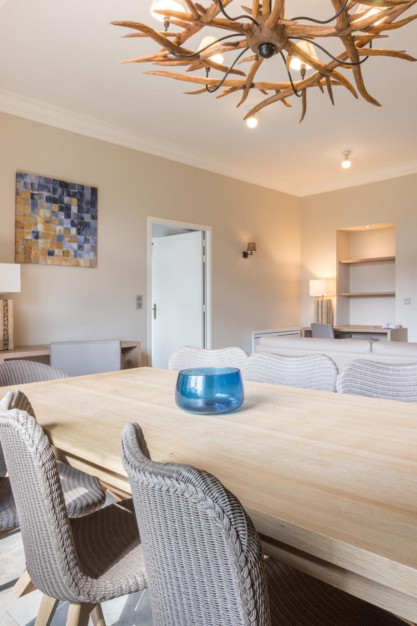 Prestige Suite