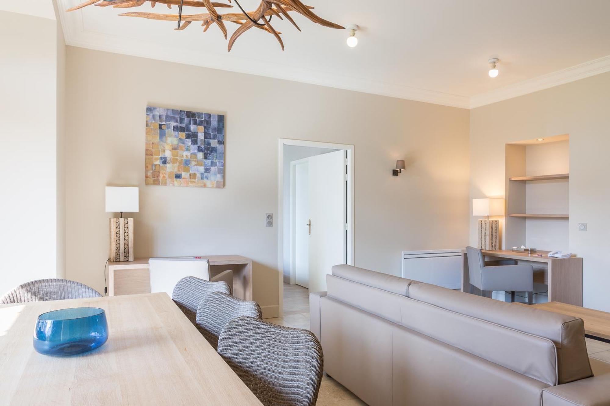 Prestige Suite